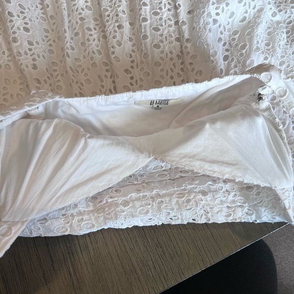 🔥White Summer Dress🔥 - Picture 7 of 8